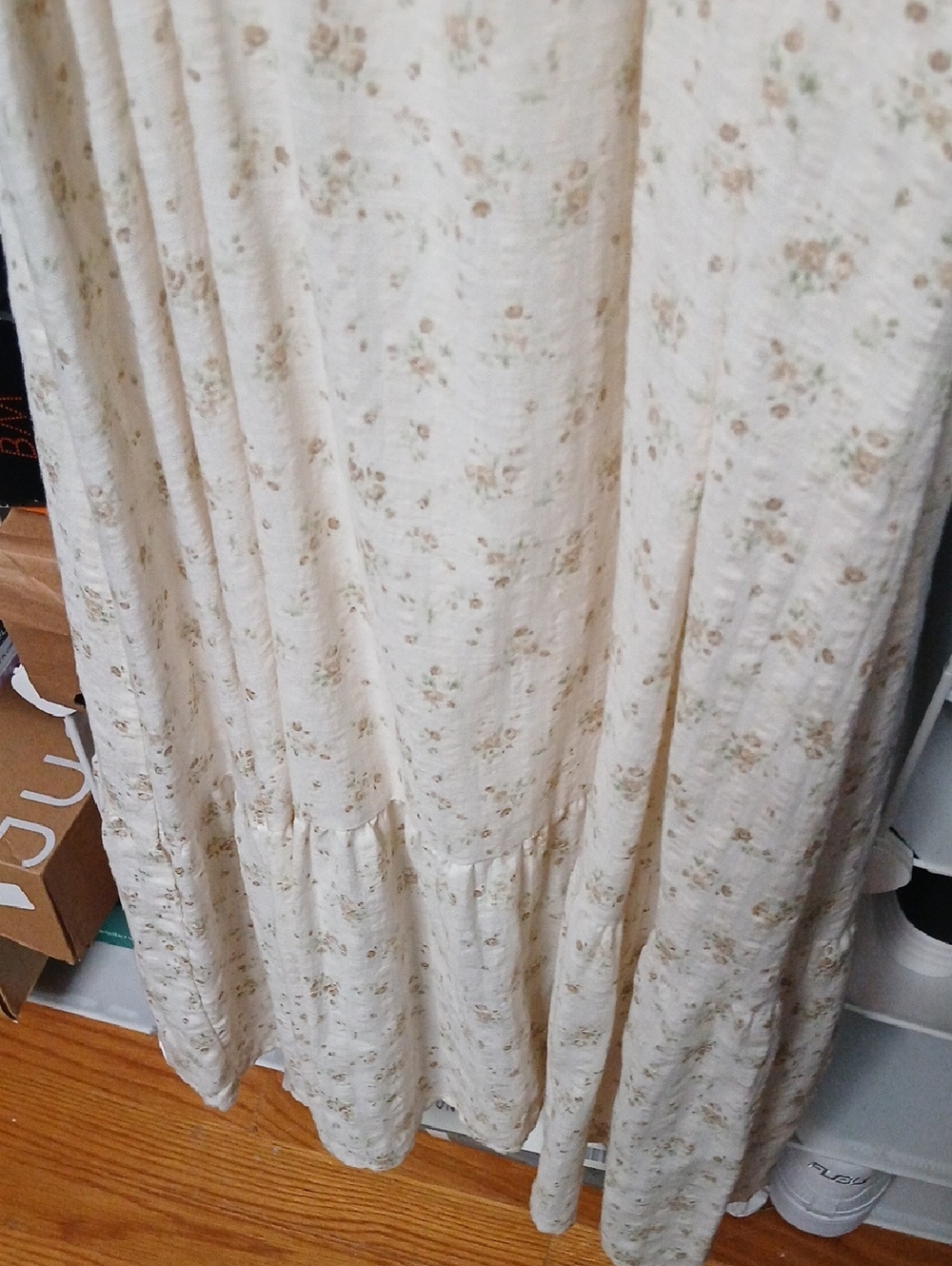 Roolee Cream Floral Maxi Dress with Puff Sleeves - Picture 5 of 6
